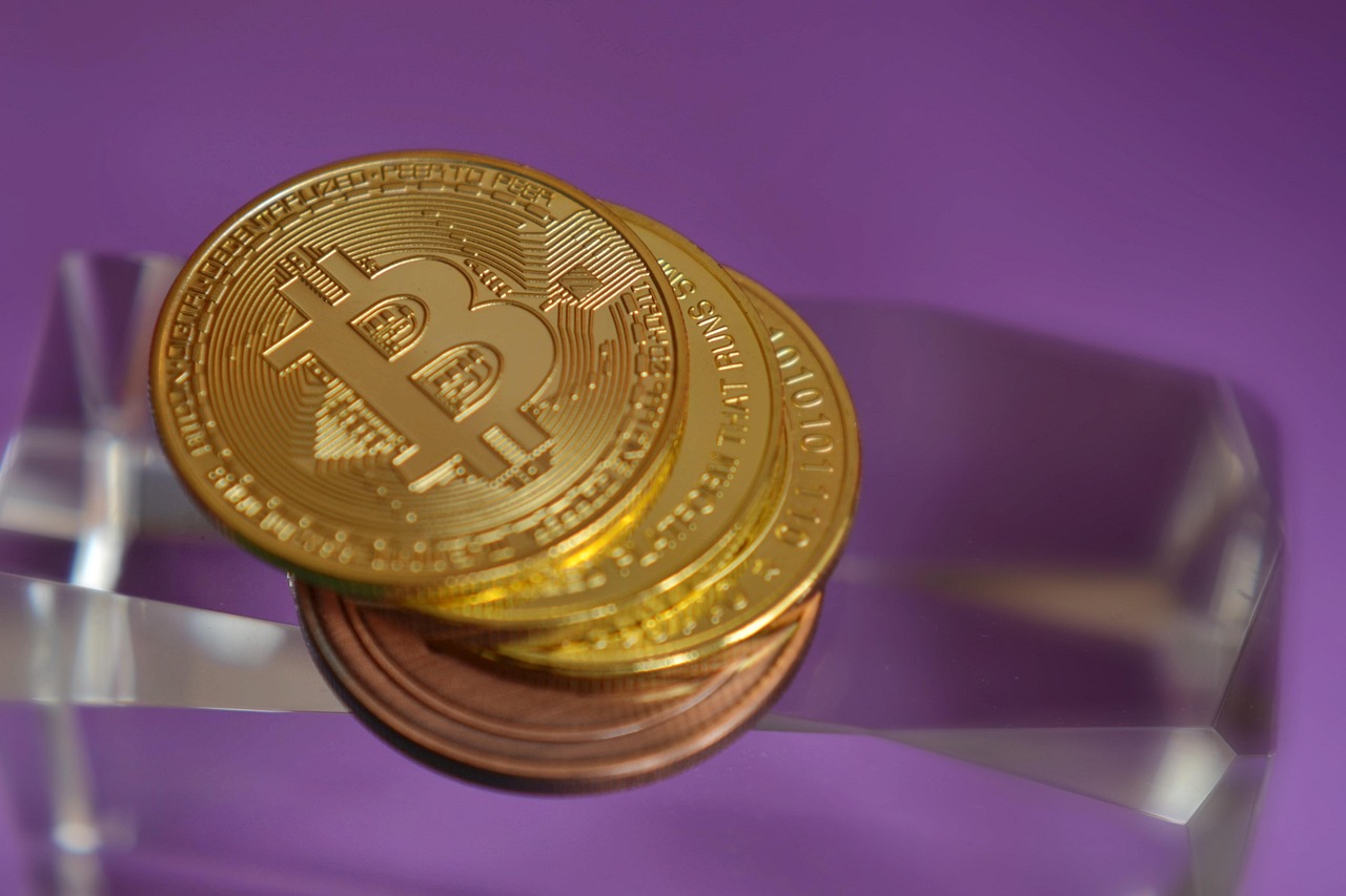 AI概念币ACT、IP 同步暴跌20% 又迅速反弹！诡异的币价走势引热议